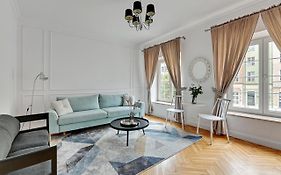Dlugi Targ Street, Main Old Town & Riverside By Downtown Apartments